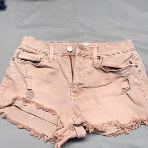 Cute light pink high rise shorts!